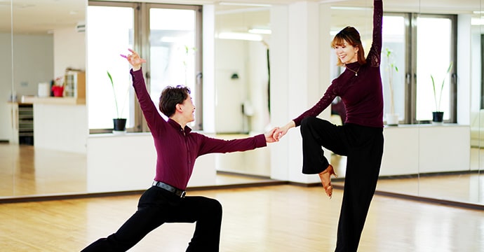 浜田ダンスアカデミーでは、１人でもマイペースに通えるアットホームな教室です